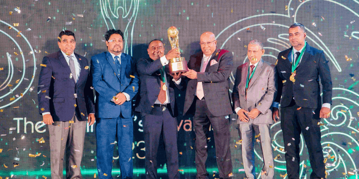 The Advantis team receiving the Overall Award from Hayleys Group Chairman and Chief Executive Mohan Pandithage (third from right)